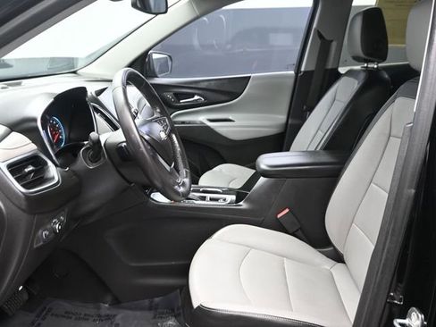 Used 2019 Chevrolet Equinox Premier image 12