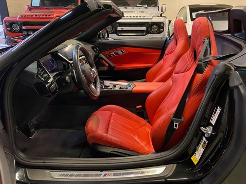 Used 2024 BMW Z4 sDrive30i w/ Premium Package image 28