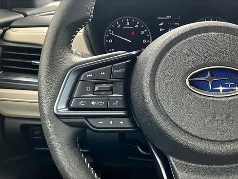Used 2025 Subaru Forester Limited image 24