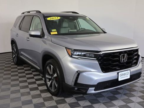 Used 2023 Honda Pilot Elite image 1