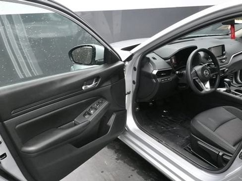 Used 2021 Nissan Altima 2.5 S FWD image 28