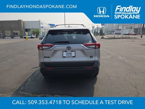 Used 2025 Toyota RAV4 XLE w/ Weather Package AWD/4WD image 4