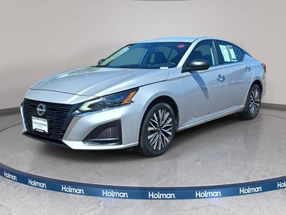 Used 2024 Nissan Altima 2.5 SV