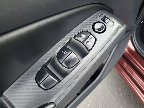 Used 2025 Nissan Altima 2.5 SV image 14