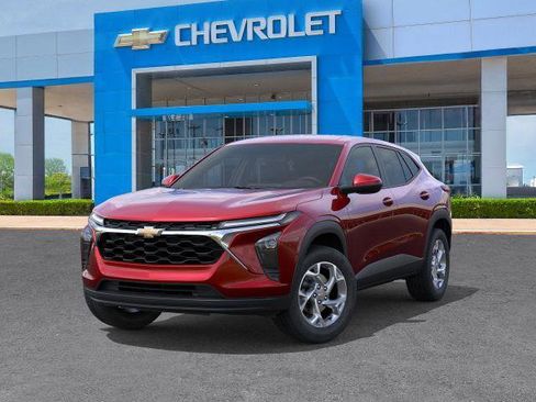New 2026 Chevrolet Trax LS image 32