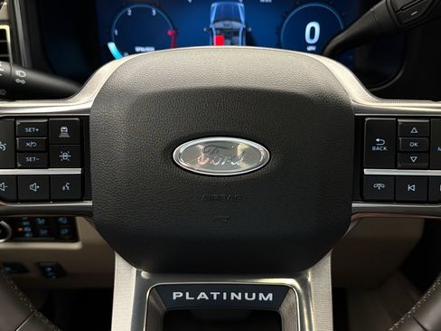 Used 2025 Ford F250 Platinum w/ Platinum Plus Package AWD/4WD image 29