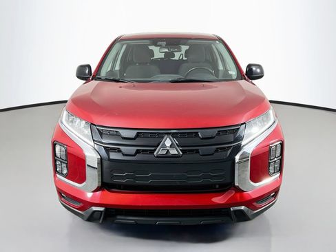 Used 2023 Mitsubishi Outlander Sport LE AWD/4WD image 2