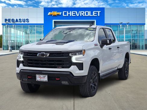 New 2025 Chevrolet Silverado 1500 LT Trail Boss w/ LT Trail Boss Premium Package image 2