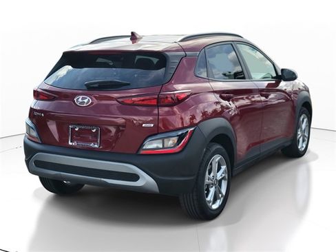 Used 2023 Hyundai Kona SEL image 4