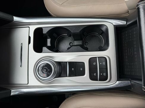 Used 2020 Ford Explorer Limited w/ Class III Trailer Tow Package image 37