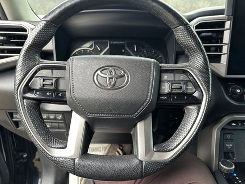 Used 2022 Toyota Tundra SR5 image 10