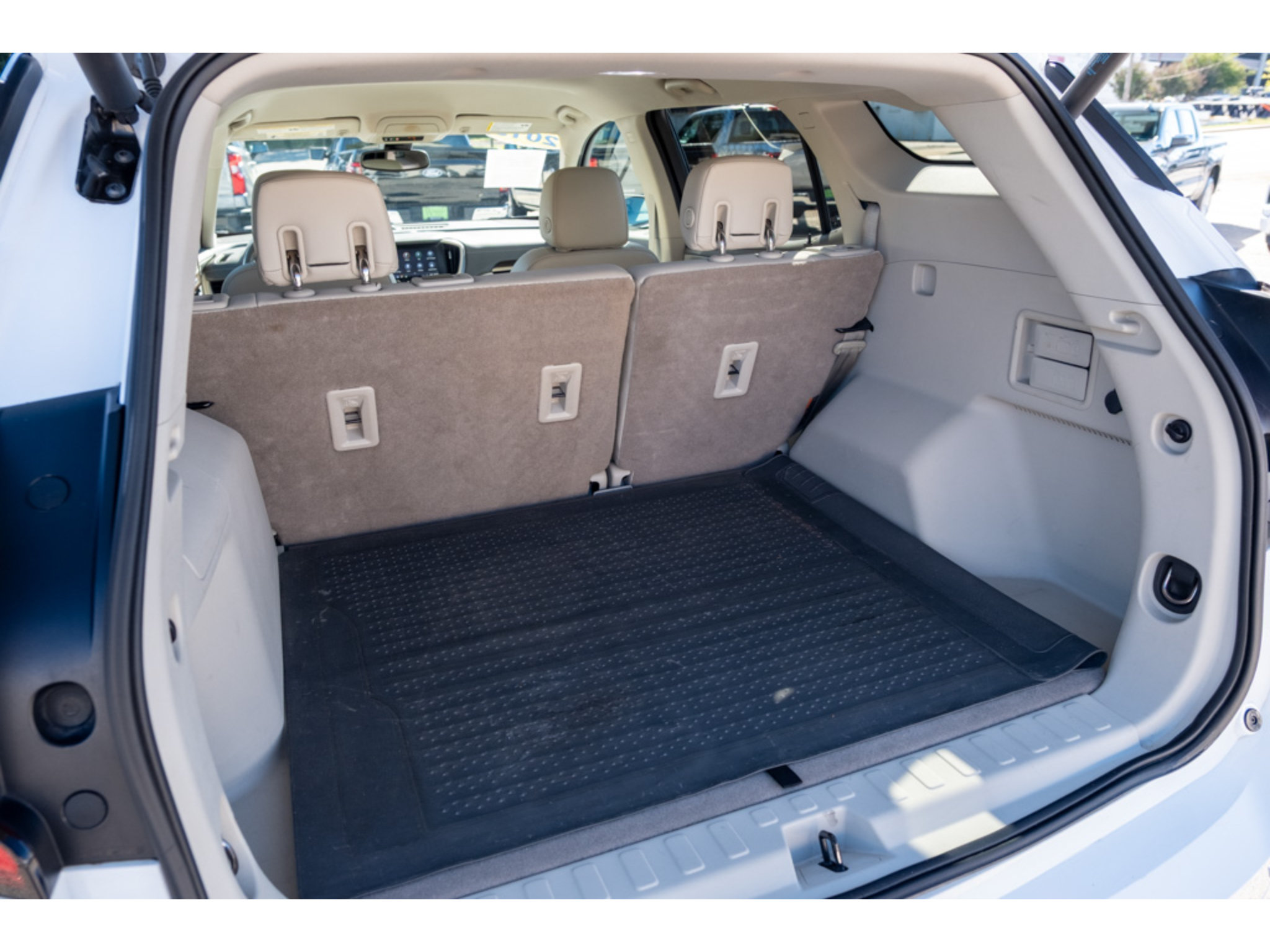 Used 2019 GMC Terrain Denali w/ Advanced Safety Package FWD image 34