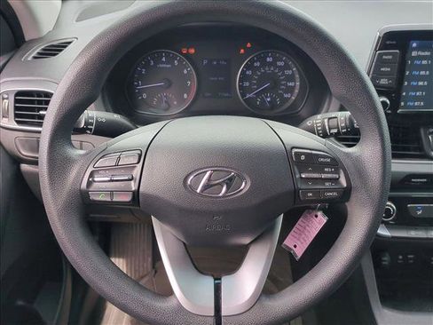 Used 2019 Hyundai Elantra GT image 17