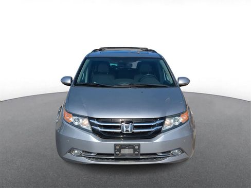 Used 2016 Honda Odyssey Touring Elite image 3