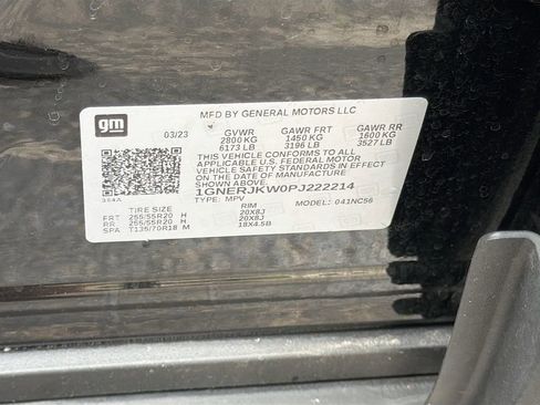 Used 2023 Chevrolet Traverse RS FWD image 34