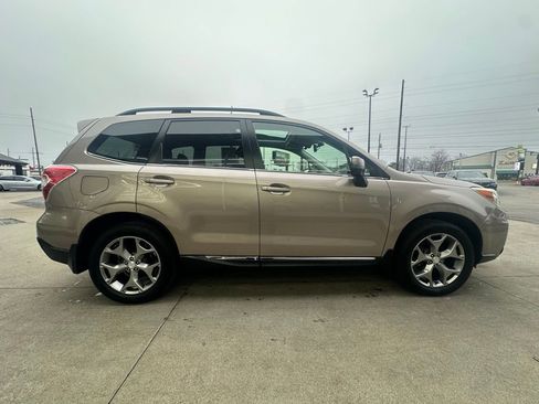 Used 2016 Subaru Forester 2.5i Touring w/ Eyesight & Navigation System image 9