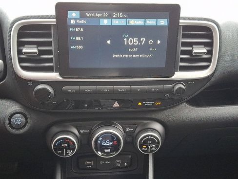 New 2026 Hyundai Venue SEL FWD image 10