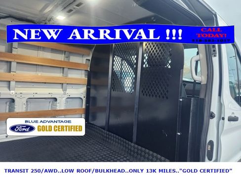 Used 2023 Ford Transit 250 Low Roof AWD w/ Exterior Upgrade Package image 19
