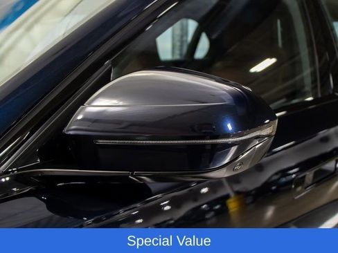 Used 2025 BMW 750e xDrive w/ Executive Package AWD/4WD image 10