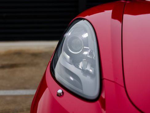 Certified 2022 Porsche 718 Cayman image 13