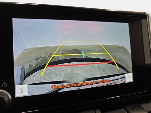 Used 2024 Toyota RAV4 LE FWD image 23