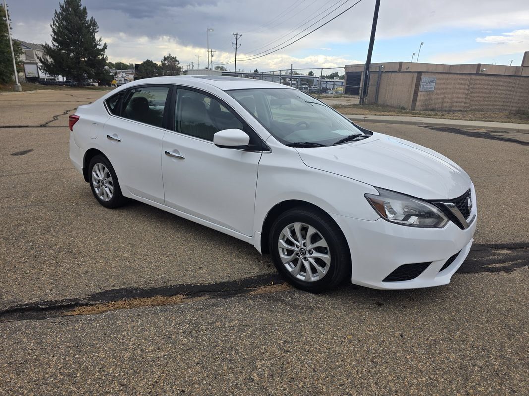Used 2016 Nissan Sentra SV w/ Style Package FWD image 10