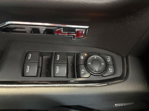 Used 2023 GMC Sierra 1500 AT4 w/ AT4 Premium Package AWD/4WD image 9