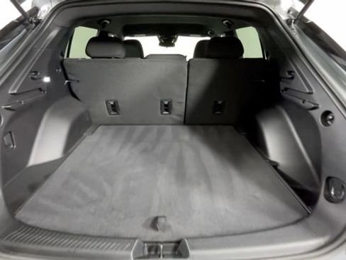 Used 2025 Chevrolet Equinox EV LT FWD image 13