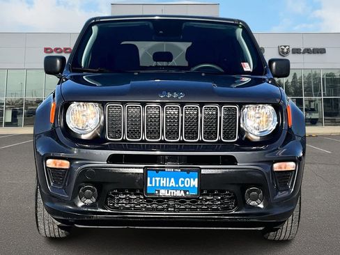 Used 2023 Jeep Renegade Latitude image 6