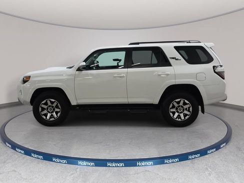 Certified 2023 Toyota 4Runner TRD Off-Road Premium w/ Moonroof Package AWD/4WD image 8