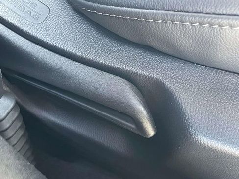 Used 2026 Honda HR-V EX-L image 15