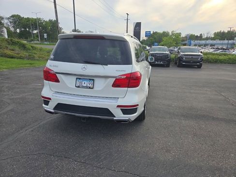 Used 2016 Mercedes-Benz GL 550 4MATIC image 19
