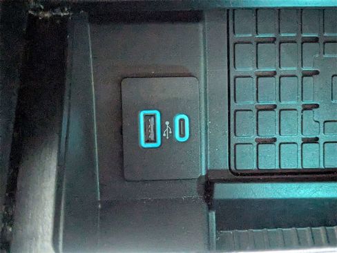 Used 2022 Ford Expedition Platinum image 22