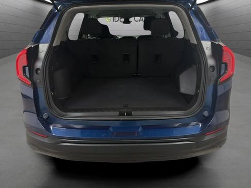 Used 2023 GMC Terrain SLE w/ LPO, Floor Liner Package AWD/4WD image 18