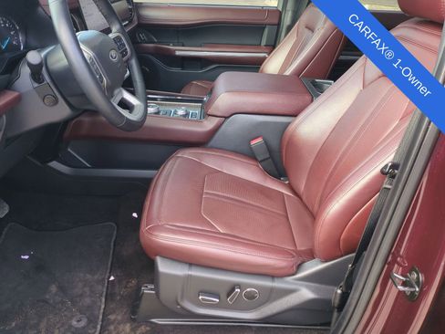 Used 2023 Ford Expedition Limited image 20