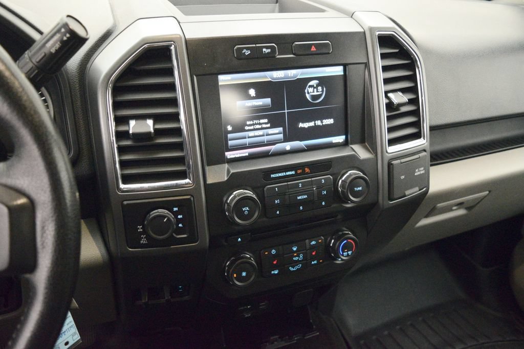 Used 2015 Ford F150 XLT w/ Equipment Group 302A Luxury AWD/4WD image 23