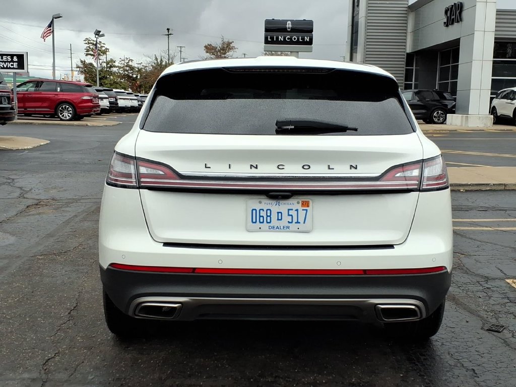 Used 2022 Lincoln Nautilus Black Label AWD/4WD image 6