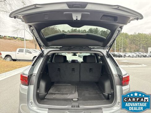 Used 2025 Chevrolet Blazer LT image 30