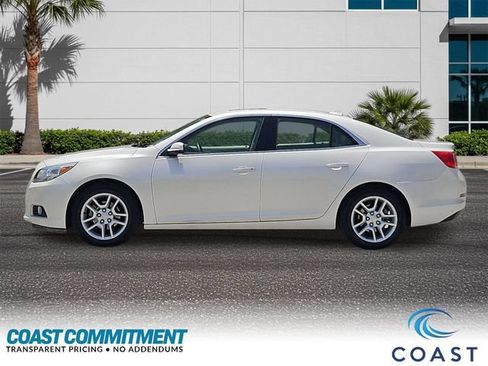 Used 2013 Chevrolet Malibu Eco w/ Navigation Package FWD image 9