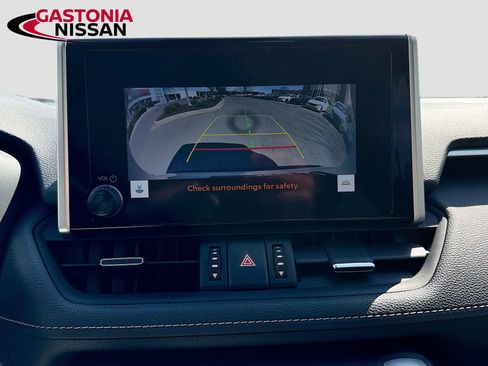Used 2023 Toyota RAV4 XLE Premium FWD image 18