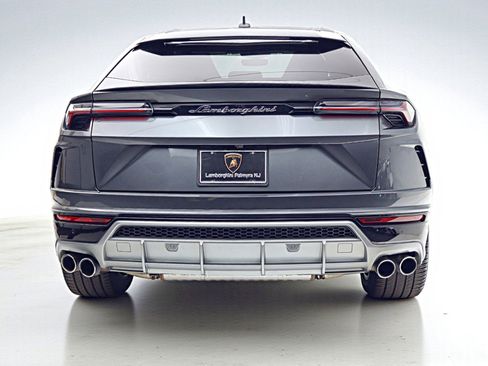 Used 2020 Lamborghini Urus image 8