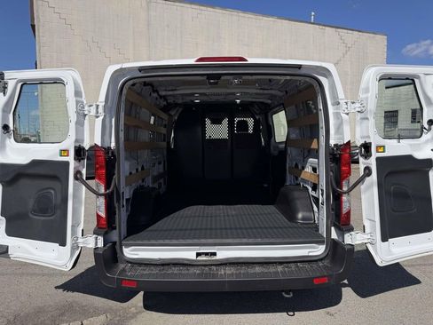 Used 2024 Ford Transit 250 Low Roof w/ Exterior Upgrade Package image 10