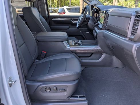 New 2026 Chevrolet Silverado 3500 LTZ AWD/4WD image 26