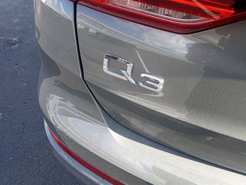 Used 2023 Audi Q3 2.0T Premium image 29