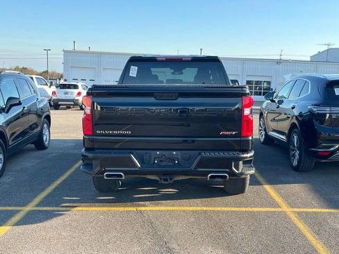 Certified 2022 Chevrolet Silverado 1500 RST image 4