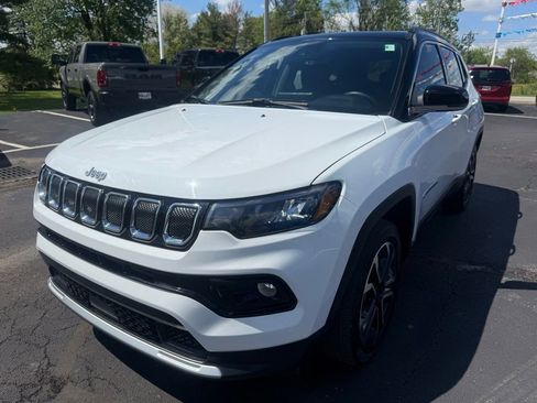 Used 2022 Jeep Compass Limited w/ Sun and Sound Group AWD/4WD image 2