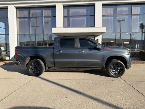 Used 2021 Chevrolet Silverado 1500 RST w/ Convenience Package II image 3