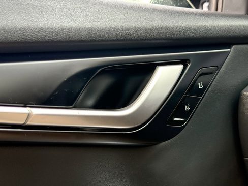 Used 2022 Kia EV6 Wind image 30