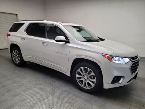 Used 2019 Chevrolet Traverse Premier w/ Driver Confidence II Package FWD image 11