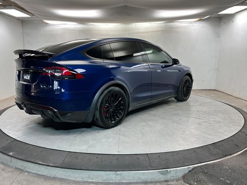 Used 2021 Tesla Model X Performance image 6